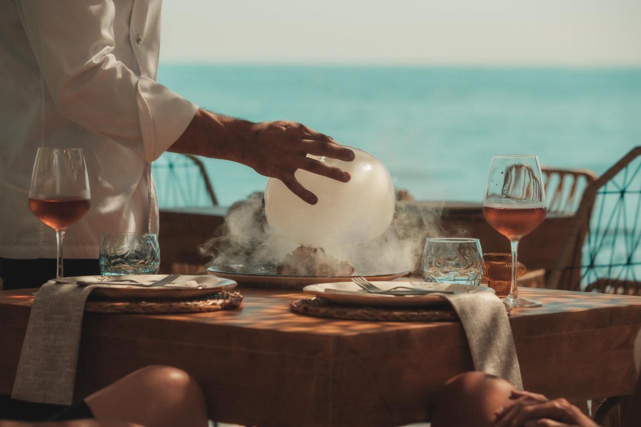شقق بويرتو آزول الفندقية ماربيا المظهر الخارجي الصورة